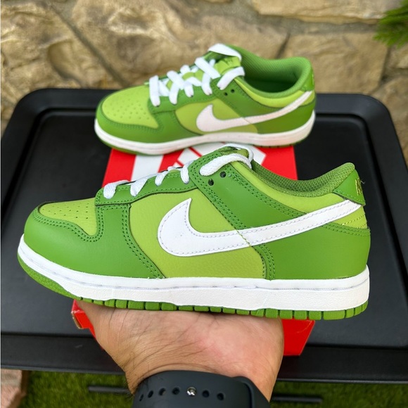Nike Dunk Low “Chlorophyll” Size 13c Preschool - Picture 9 of 12